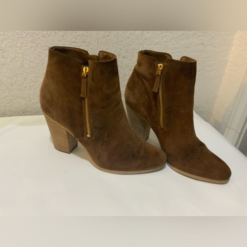 Michael Kors Women's Ankle Denver Bootie with Chunky Heel and Gold Zipper